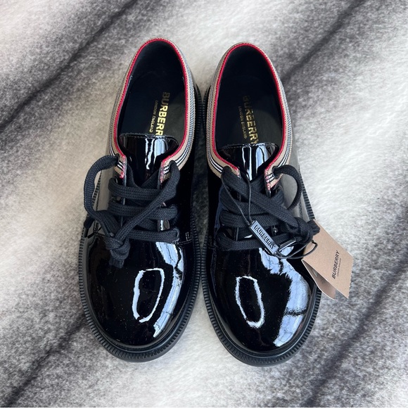 Burberry Other - Burberry Alaway K1 Black Patent Leather Loafers Kids
